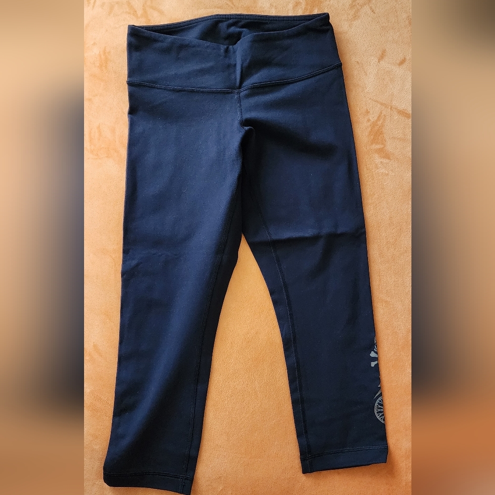 Lululemon wunder under cropped sz 4